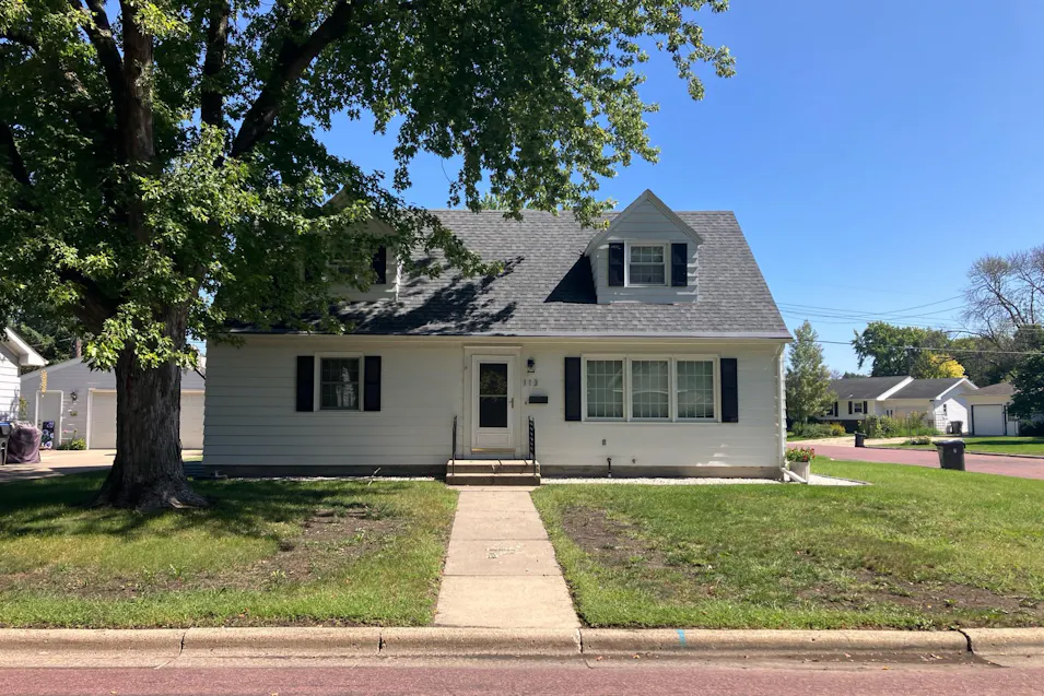113 N Mayfair Dr Mankato, MN 56001, Blue Earth County