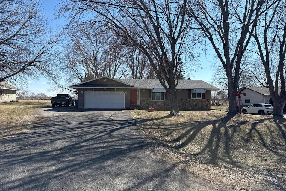 610 24 12 Avenue Northeast Sauk Rapids, MN 56379, Benton County