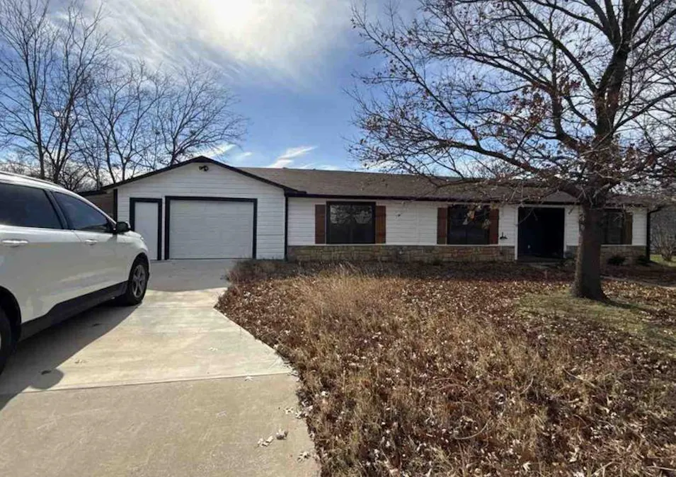 412w South St Whitesboro, TX 76273, Grayson County