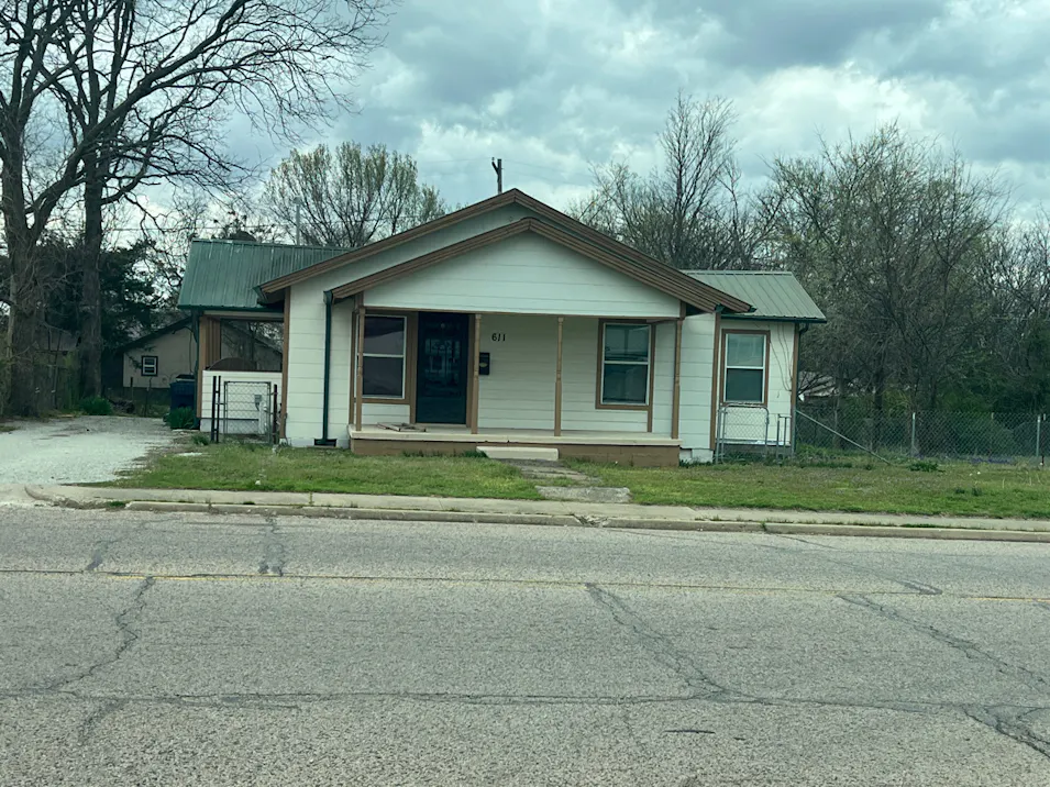 611 W Strothers Ave Seminole, OK 74868, Seminole County
