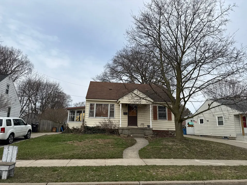 2121 Collingwood Ave SW Wyoming, MI 49519, Kent County