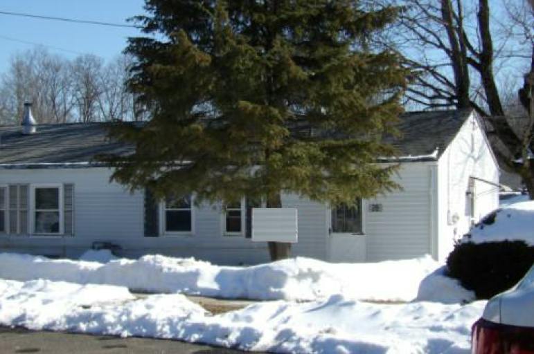 Hayes Rd, Windsor Locks, CT 06096