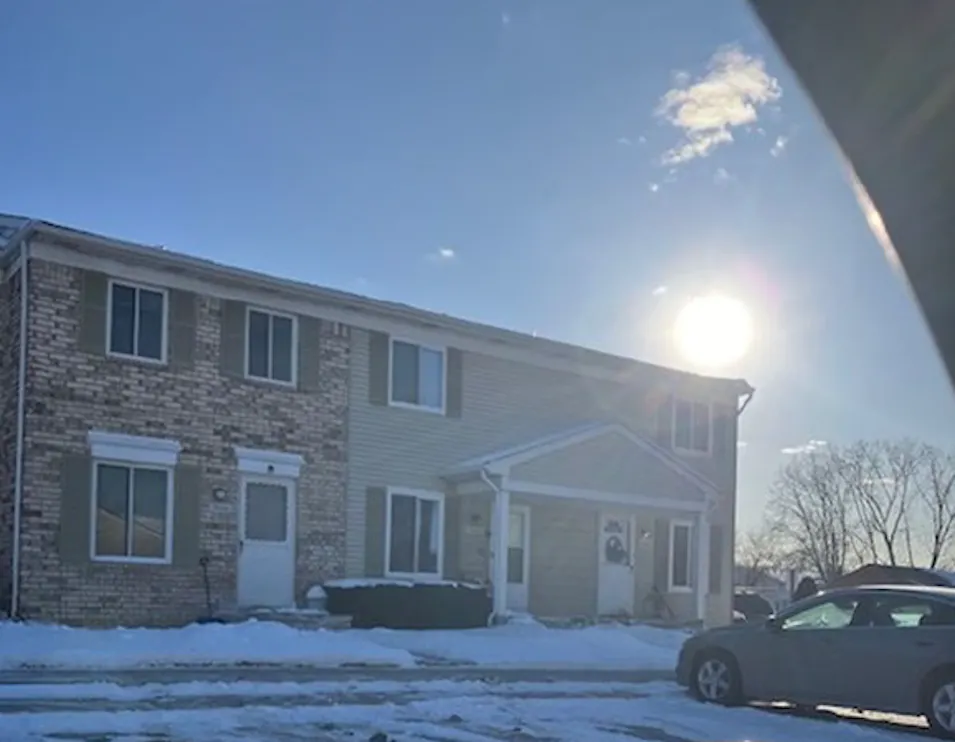 29208 Brittany Dr Unit 28 Roseville, MI 48066, Macomb County