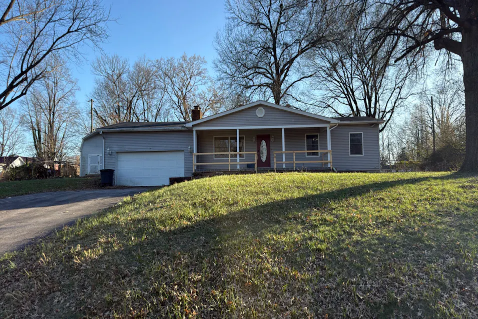 532 Beechwood Dr Charlestown, IN 47111, Clark County