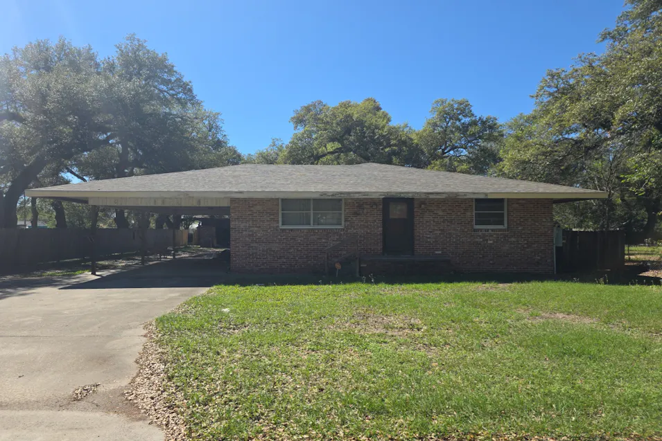 657 Live Oak St Sulphur, LA 70663, Calcasieu County