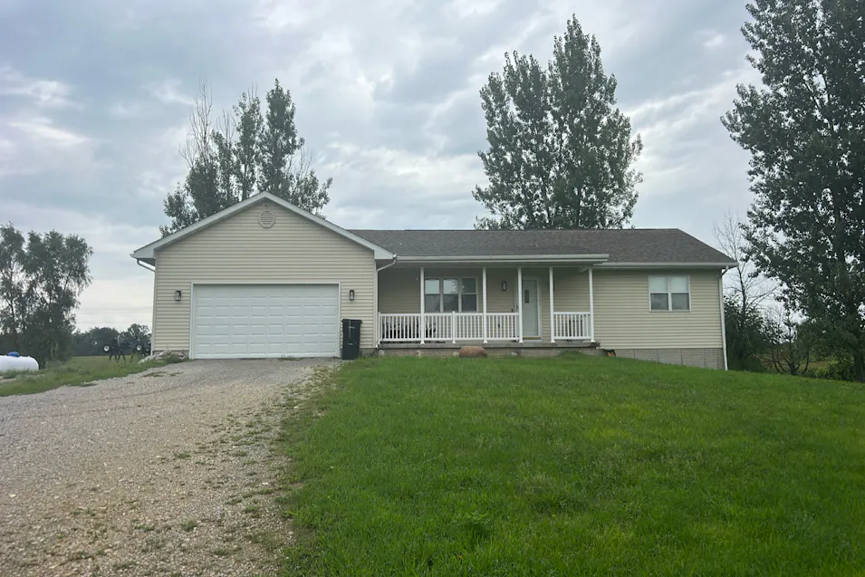 1862 Snaggy Ridge Rd Tipton, IA 52772, Cedar County