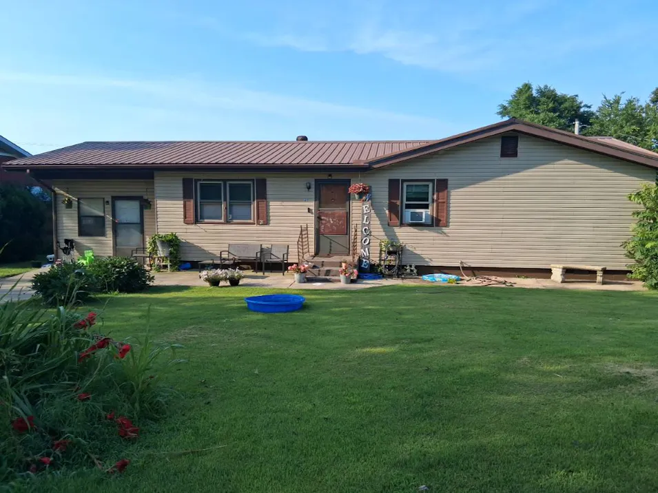 21 Shipp Circle Alton, MO 65606, Oregon County