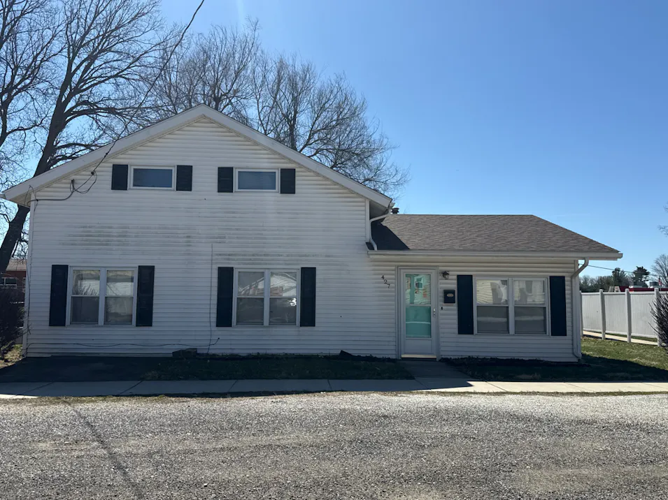 427 Sycamore St Carrollton, IL 62016, Greene County