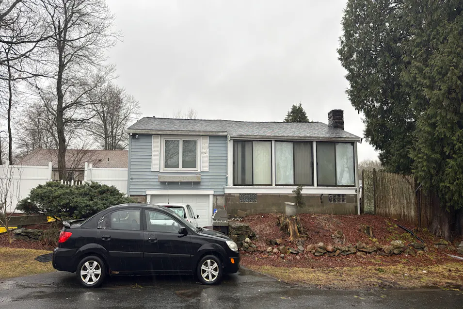 62 Huntington Avenue Dartmouth, MA 02747, Bristol County