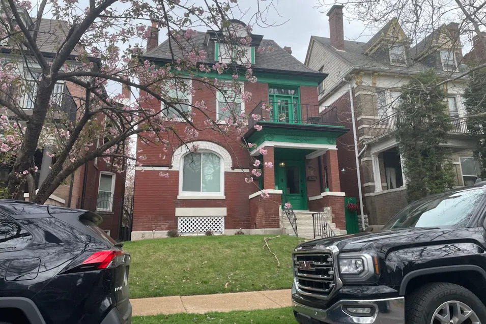 3525 -3527 Halliday Ave Saint Louis, MO 63118, City of St. Louis County