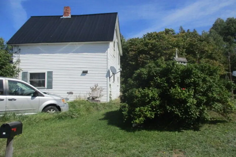 18 River St Island Falls, ME 04747, Aroostook County