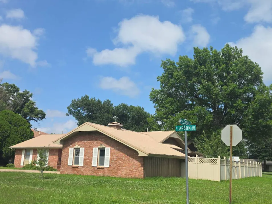 1022 S Larson Ave Chanute, KS 66720, Neosho County