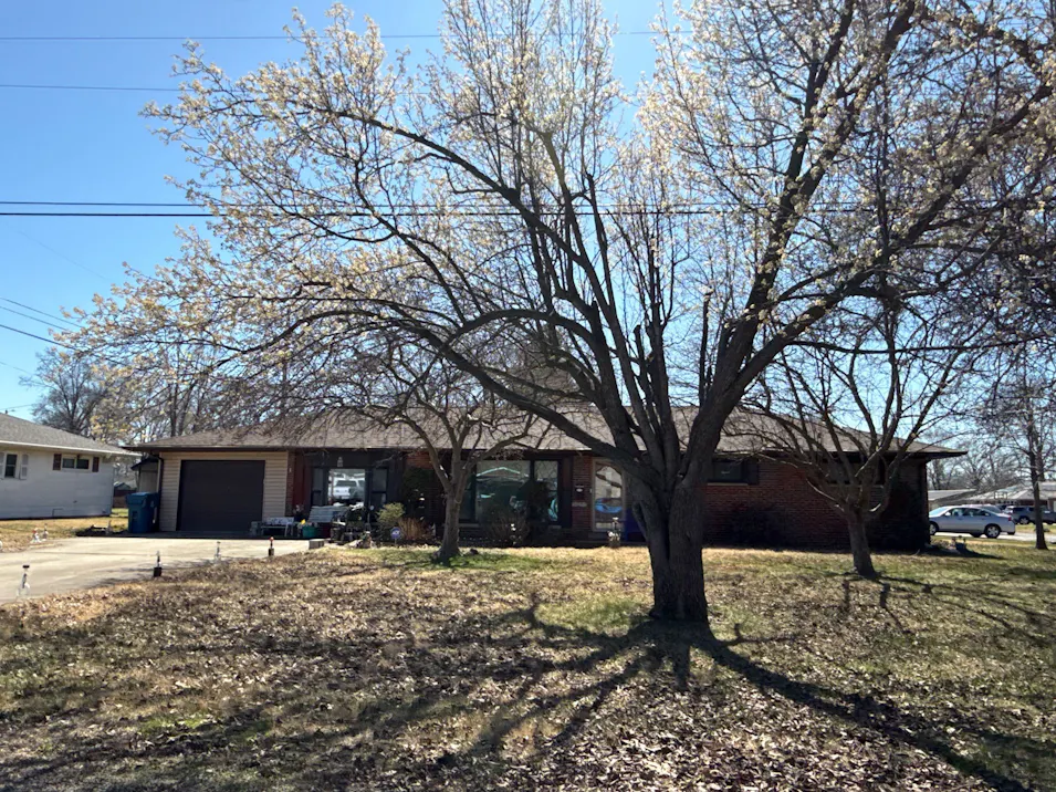 1505 East 13th Street Centralia, IL 62801, Marion County