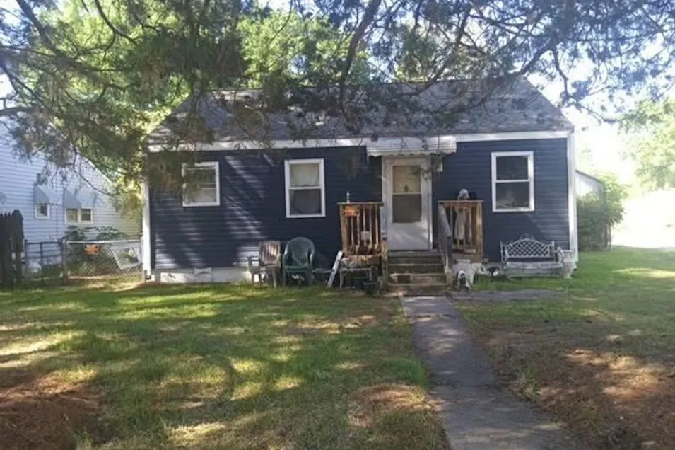 1904 Redgate Drive Portsmouth, VA 23702, Portsmouth County