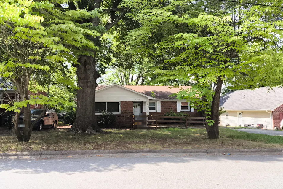 2110 Hunter St Greensboro, NC 27401, Guilford County