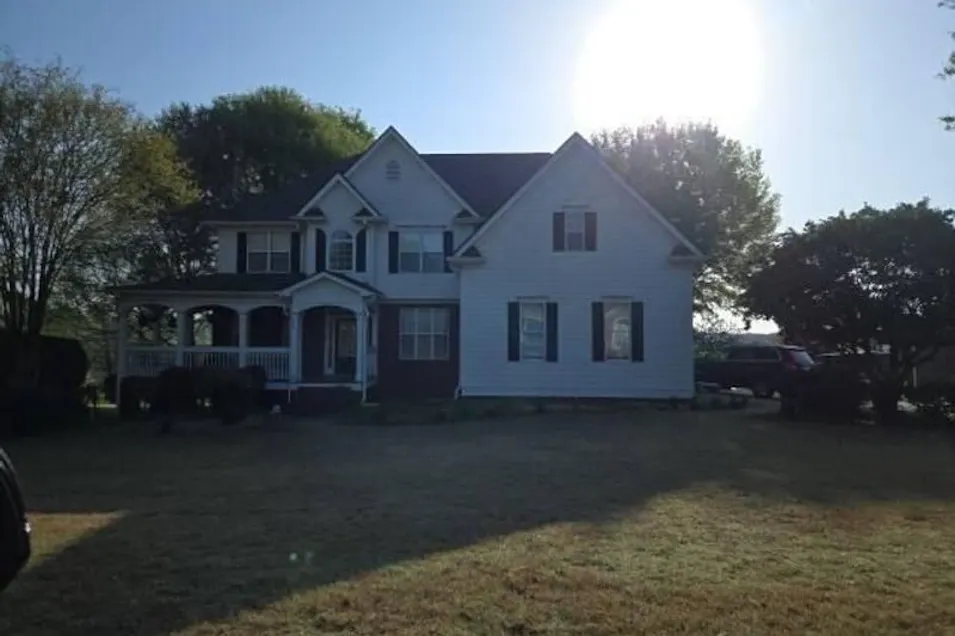 303 Harris Hills Dr Athens, GA 30607, Jackson County