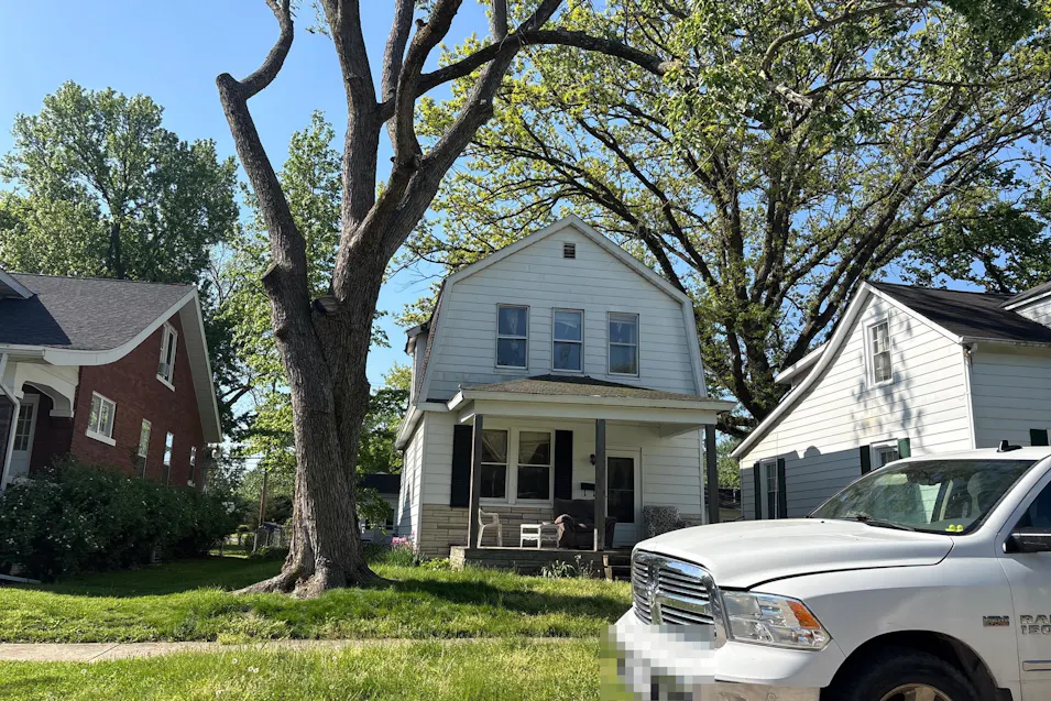 1204 8th Street Highland, IL 62249, Madison County