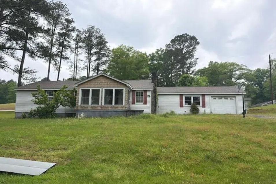 323 Chelsea Rd Columbiana, AL 35051, Shelby County
