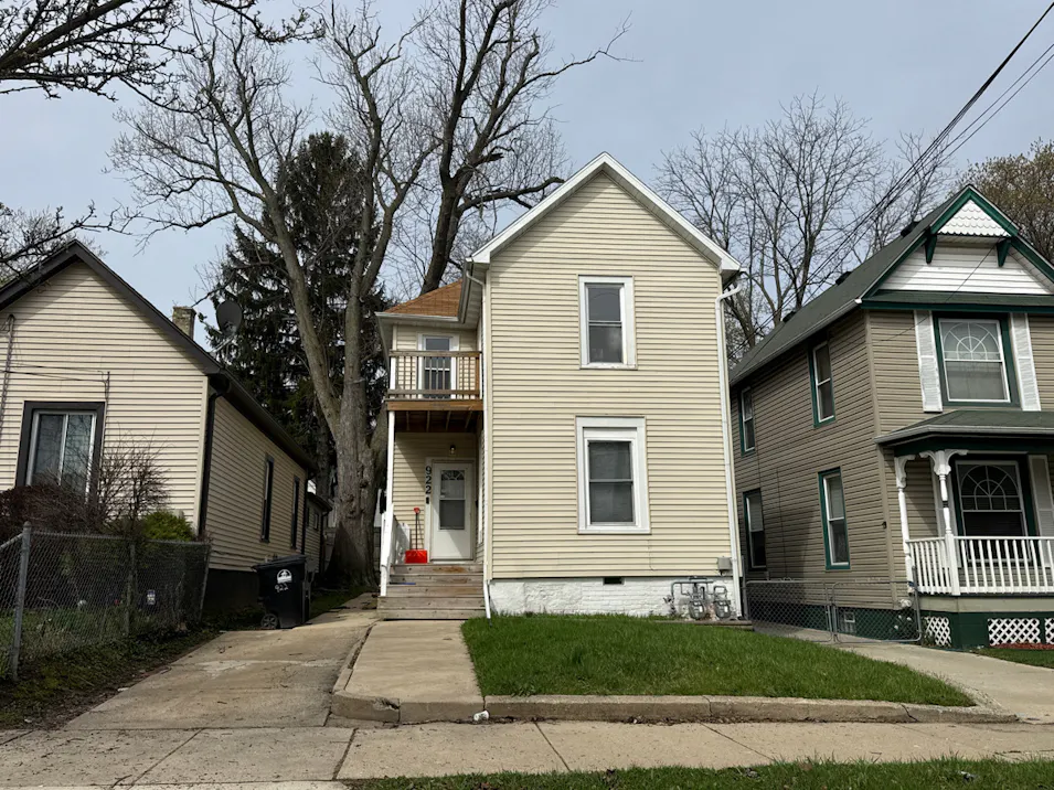 922 Racine St Racine, WI 53403, Racine County