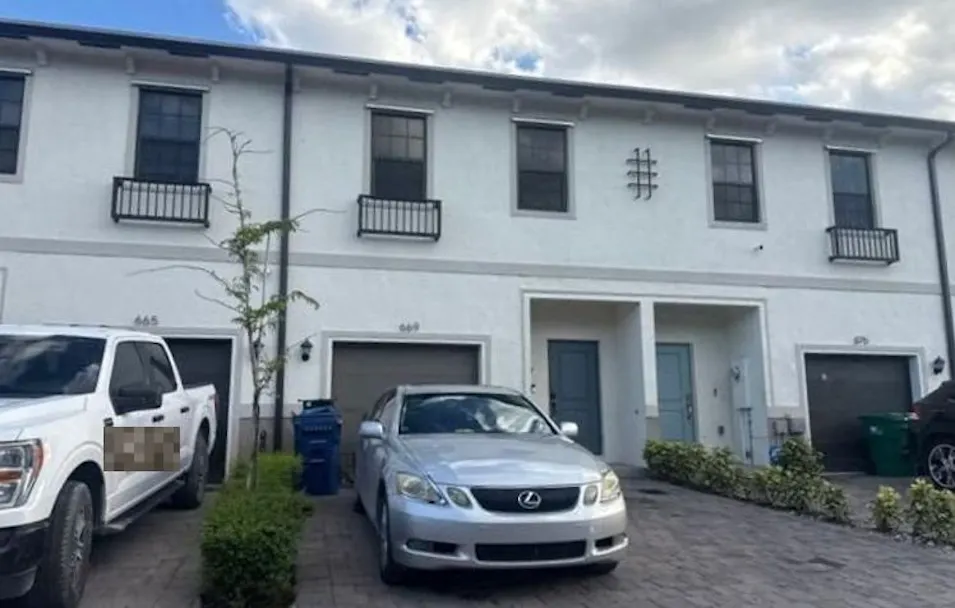 669 SW 11 St Florida City, FL 33034, Miami-Dade County