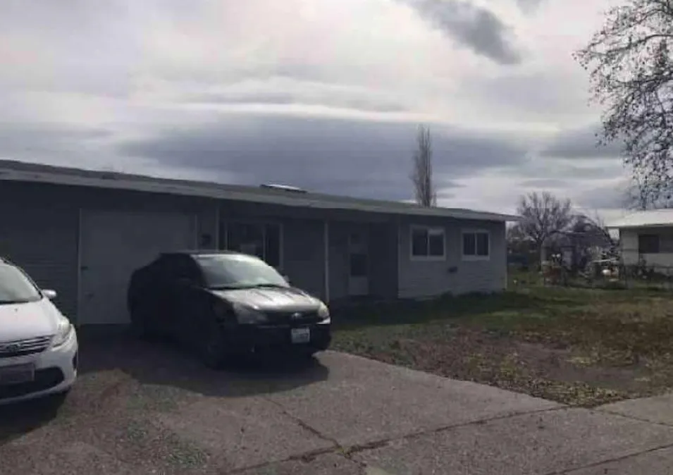 8959 Tinker Loop B Moses Lake, WA 98837, Grant County