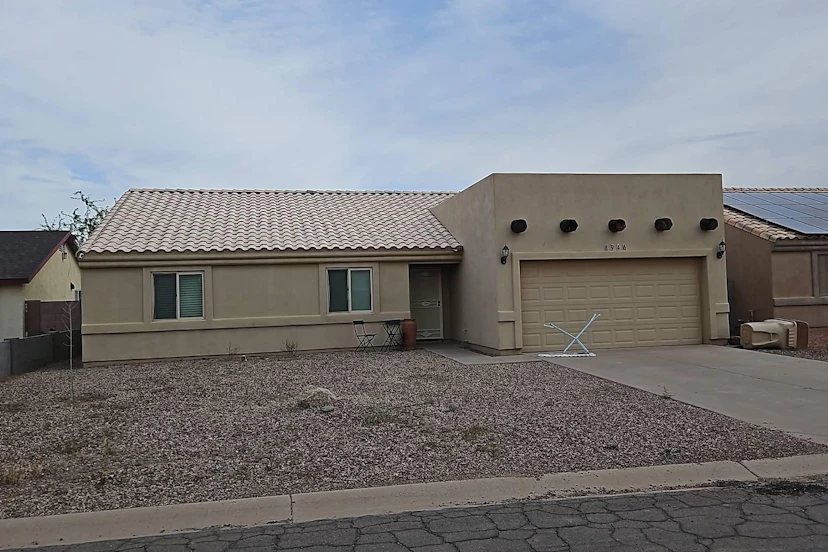 8946 West Pineveta Drive