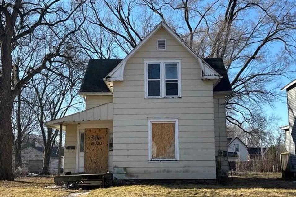 526 Archer Ave Waterloo, IA 50703, Black Hawk County