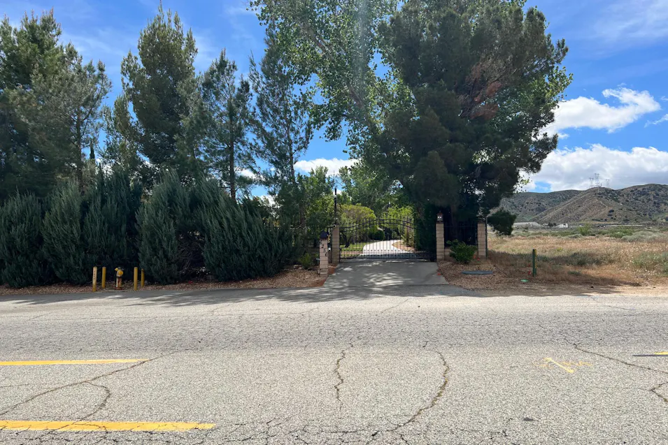 6256 W Avenue M8 Palmdale, CA 93551, Los Angeles County