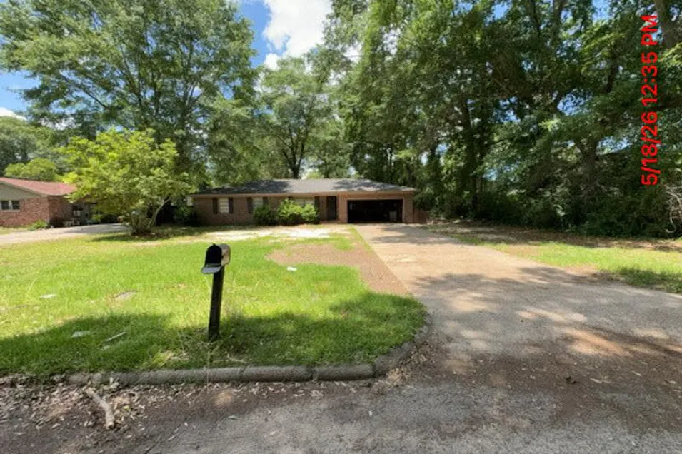 106 Akin Drive Tuskegee, AL 36083, Macon County