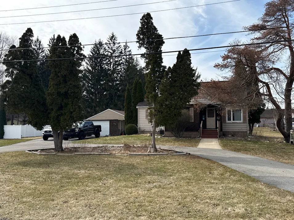4770 Raymond Rd Midland, MI 48642, Midland County