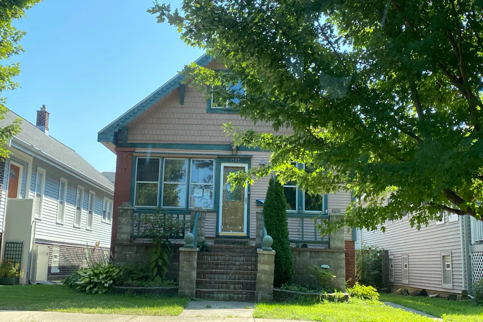 1539 Cleveland Ave Whiting, IN 46394-1113, Lake County