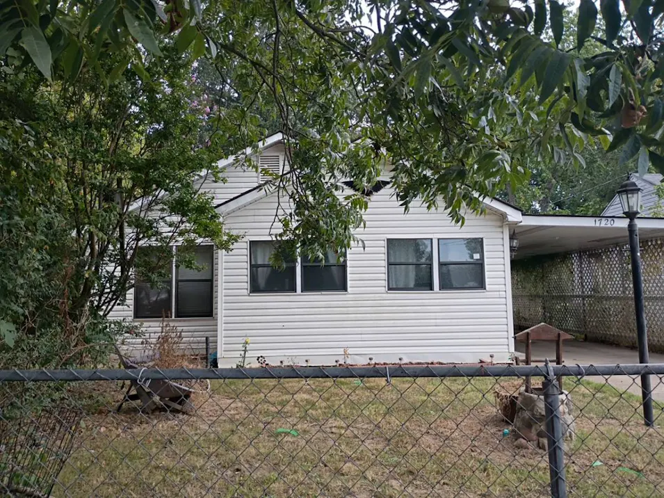 1720 Cross St Poplar Bluff, MO 63901, Butler County
