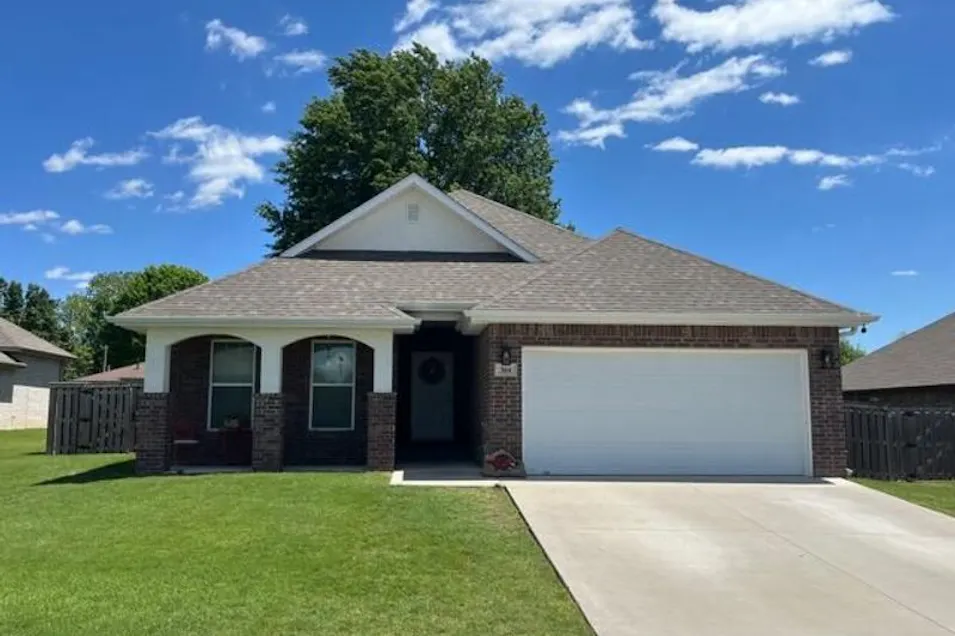 364 Hall Avenue Pea Ridge, AR 72751, Benton County