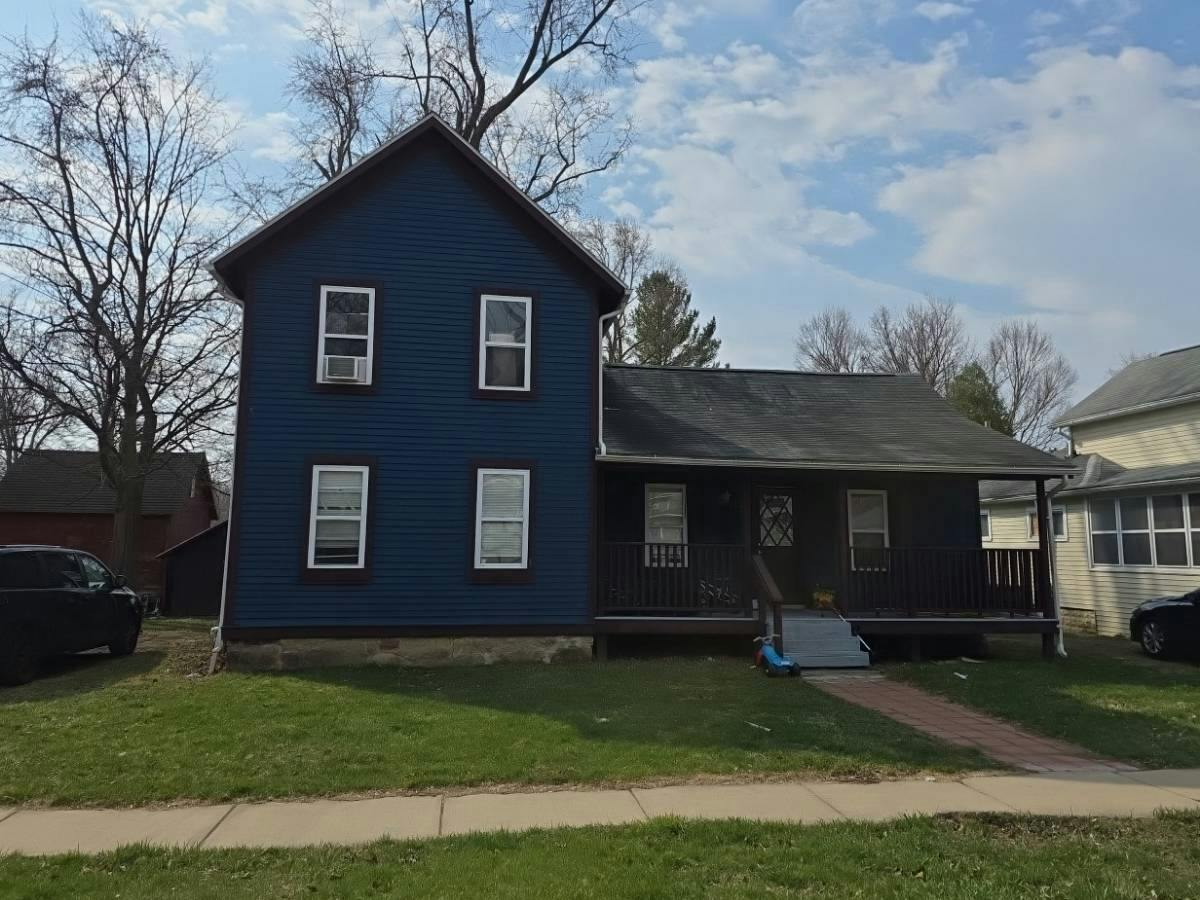 Elm St, Albion, MI 49224