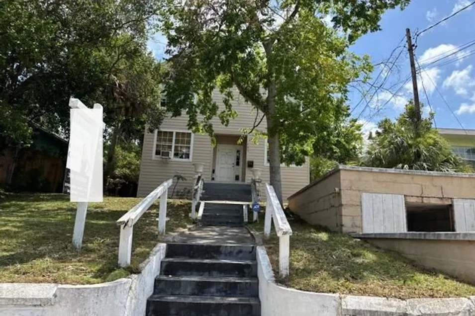 132 N Peninsula Dr Daytona Beach, FL 32118, Volusia County