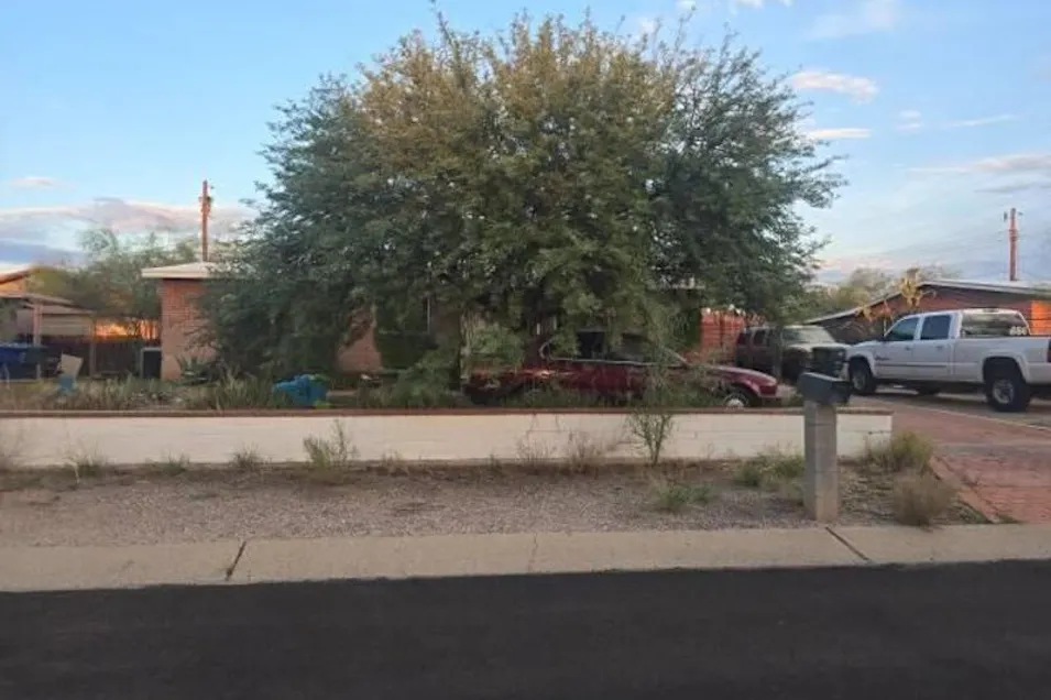 2818 N Highland Ave Tucson, AZ 85719, Pima County