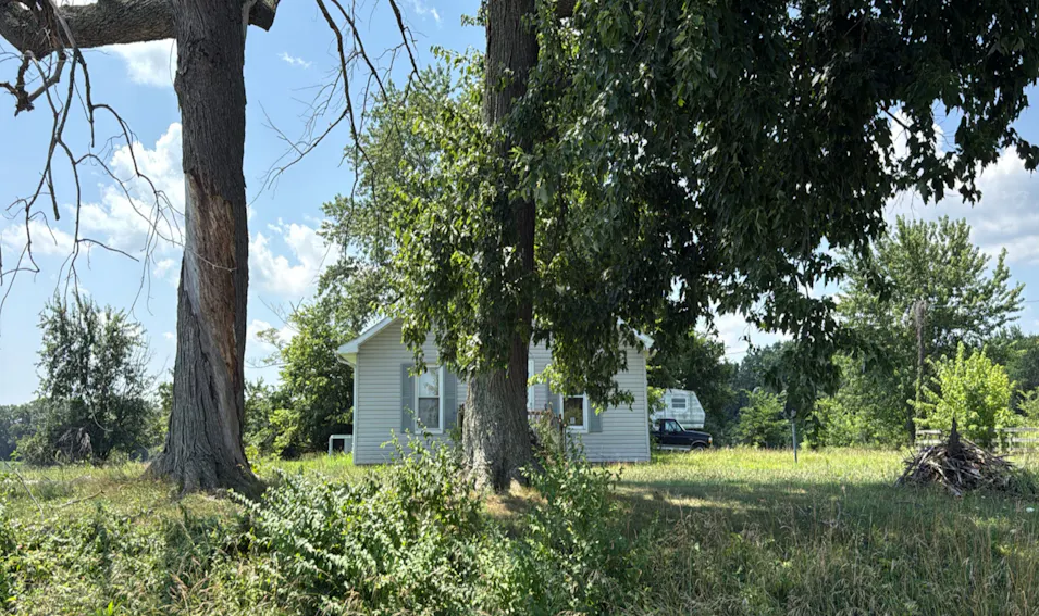 17515 E Ina Rd Ina, IL 62846, Jefferson County