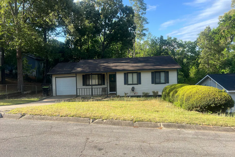 104 Melody Ln Warner Robins, GA 31088, Houston County