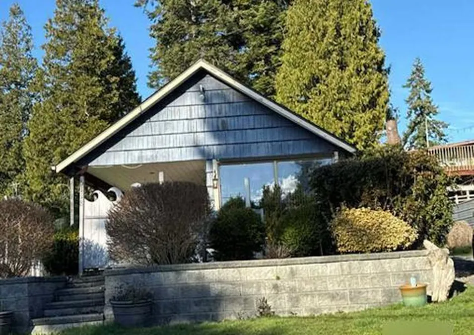 5118 Seaview Dr Blaine, WA 98230, Whatcom County