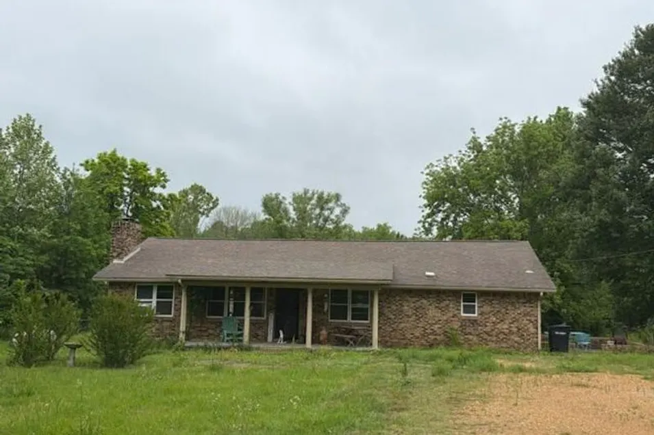 14931 Brownsferry Road Sarah, MS 38665, Tate County
