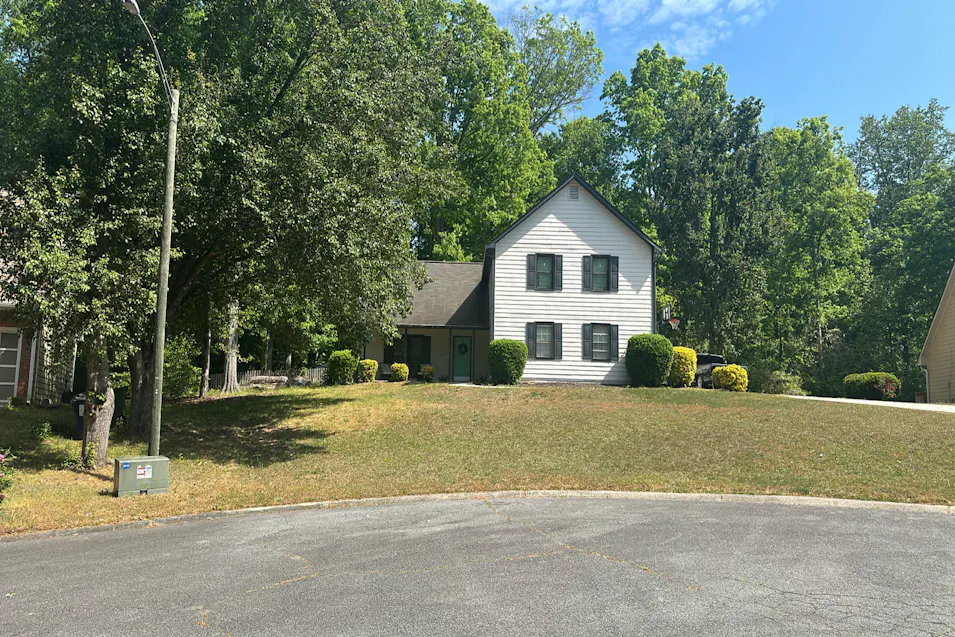 1877 Dovonshire Rd SW Marietta, GA 30064, Cobb County