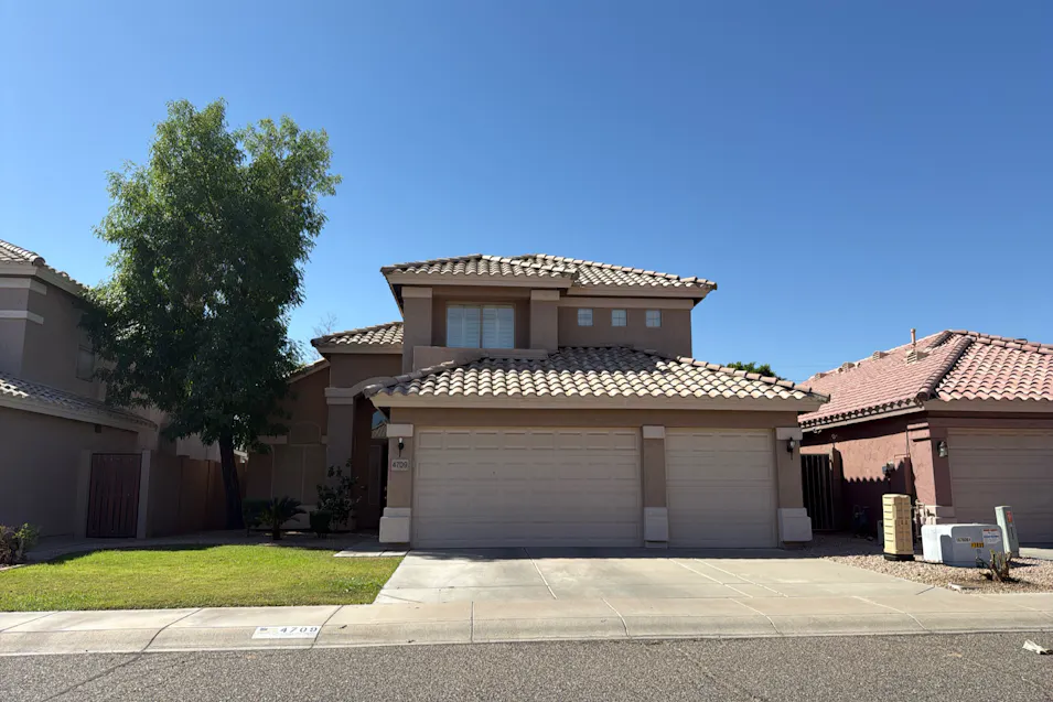 4709 East Verbena Drive Phoenix, AZ 85044, Maricopa County