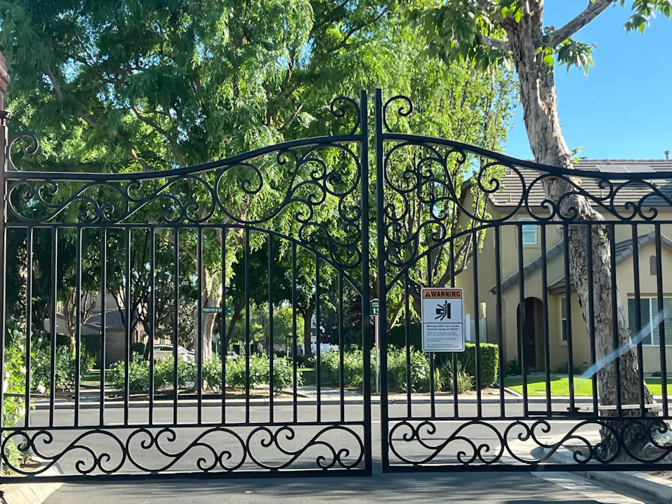 1922 Delacorte Drive Bakersfield, CA 93311, Kern County