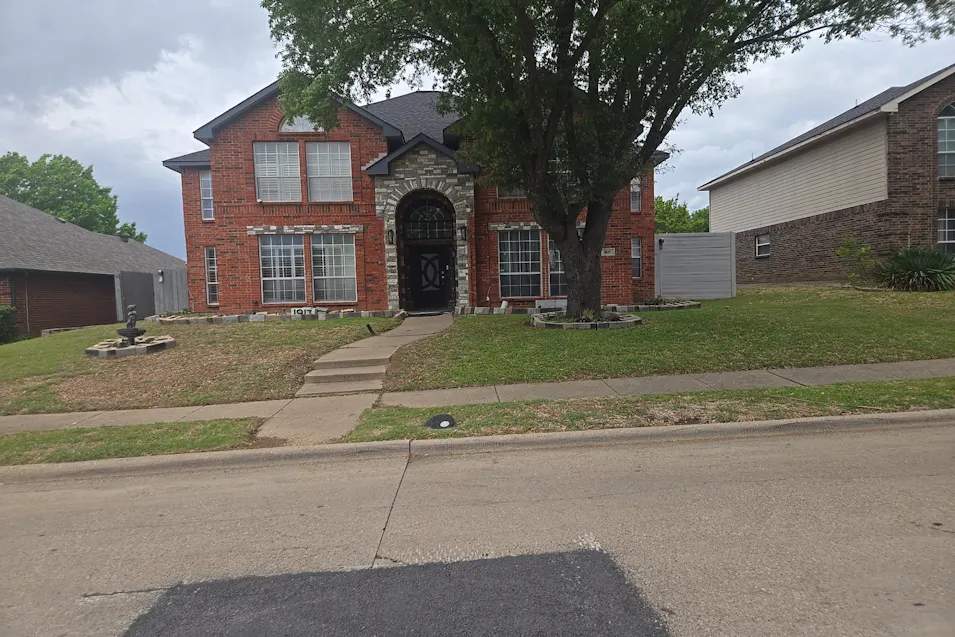 1917 Springwood Dr Mesquite, TX 75181, Dallas County