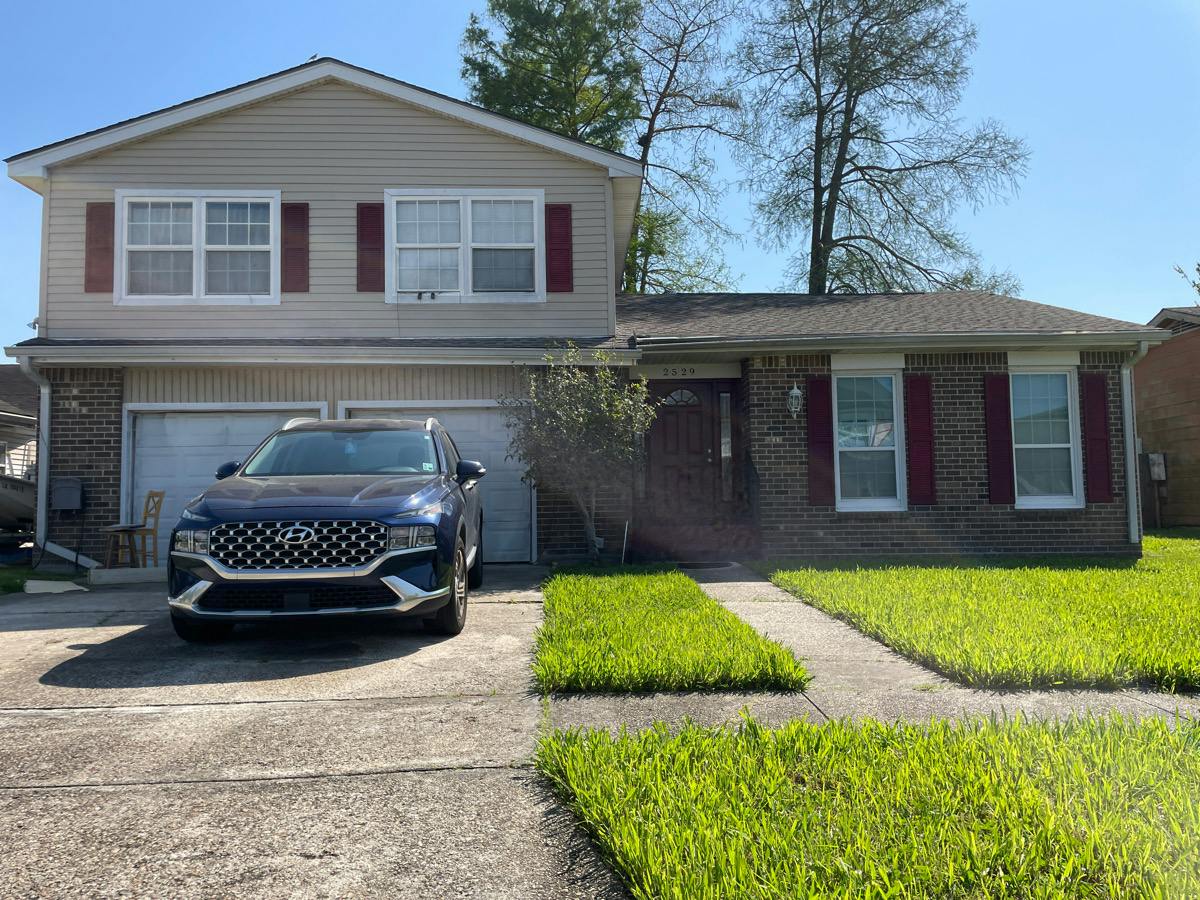 Catawba Dr, Harvey, LA 70058
