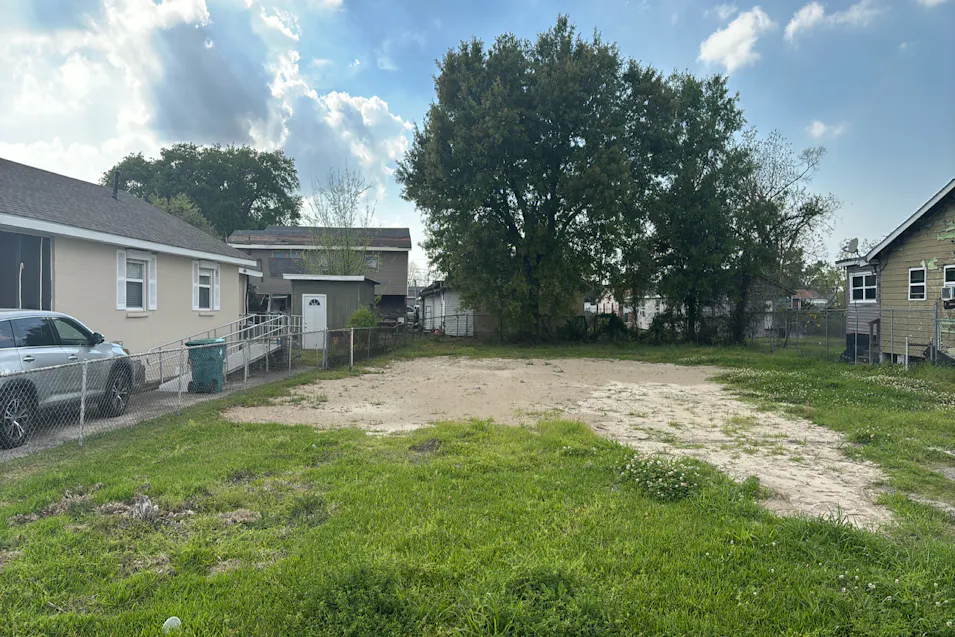 818 S Sibley St Metairie, LA 70003, Jefferson County