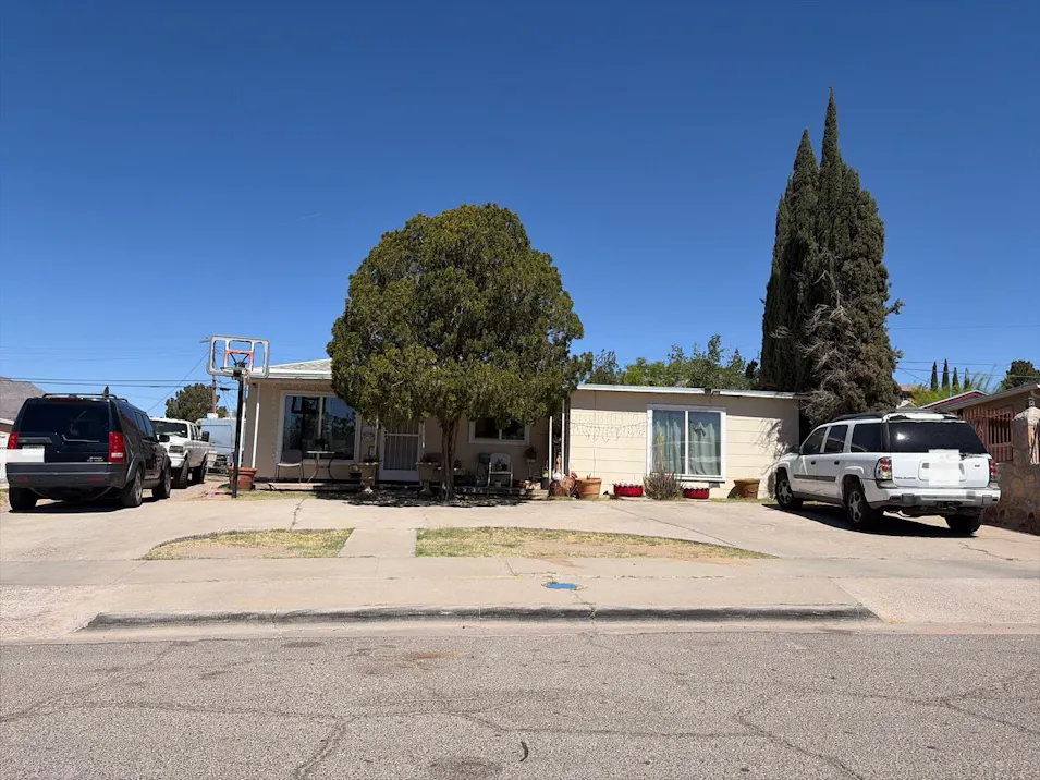 5409 Olson Street El Paso, TX 79903, El Paso County