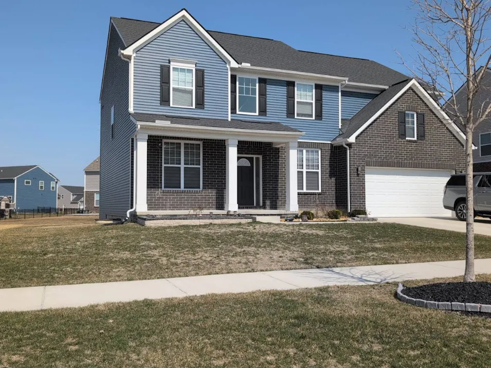 24757 Canoe Dr Macomb, MI 48042-4545, Macomb County