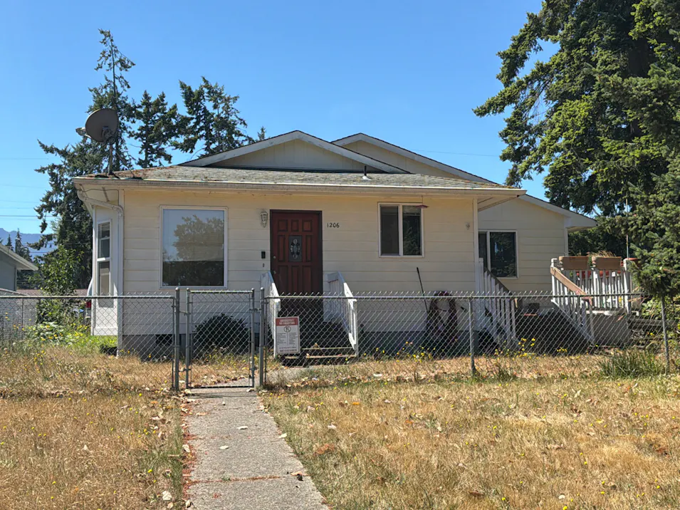 1206 W 15th St Port Angeles, WA 98363, Clallam County