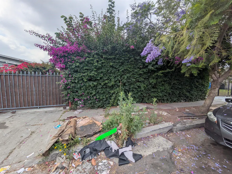600 West 85th Street Los Angeles, CA 90044-5822, Los Angeles County